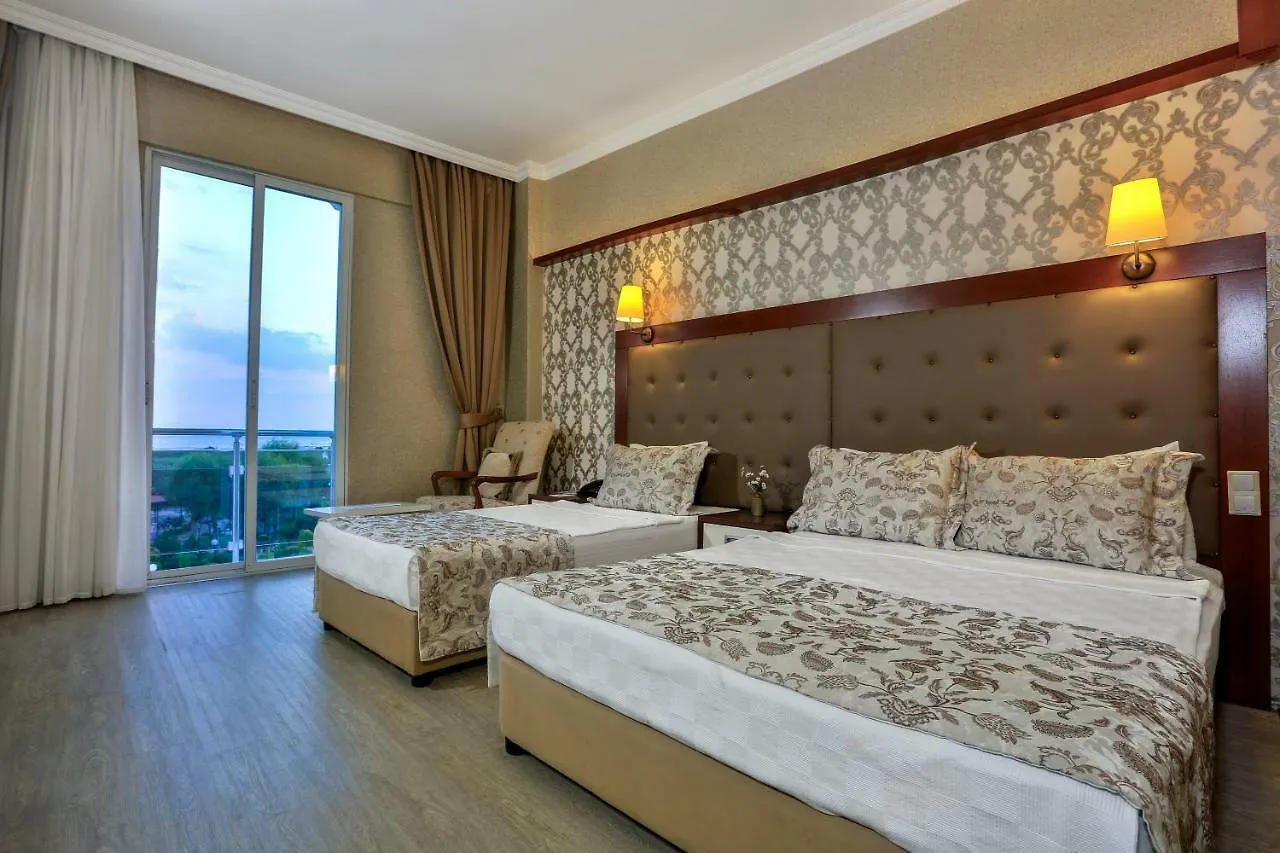 Hotel Beyt - Islamic Kuşadası 3*,